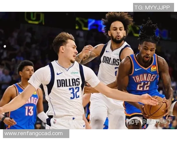 弗拉格打前锋时场均17.5分7.8板命中率48% 打控卫13.6分6.3板+39%