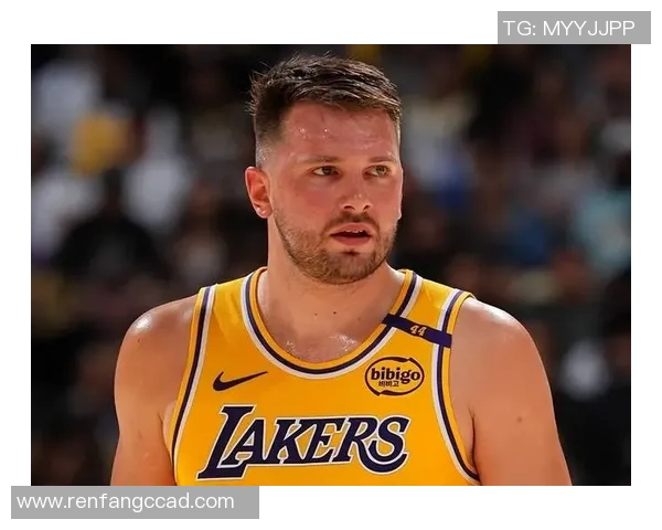 场均37分9板9助!3项联盟倒数第1!湖人功臣下课,浓眉成烫手山芋